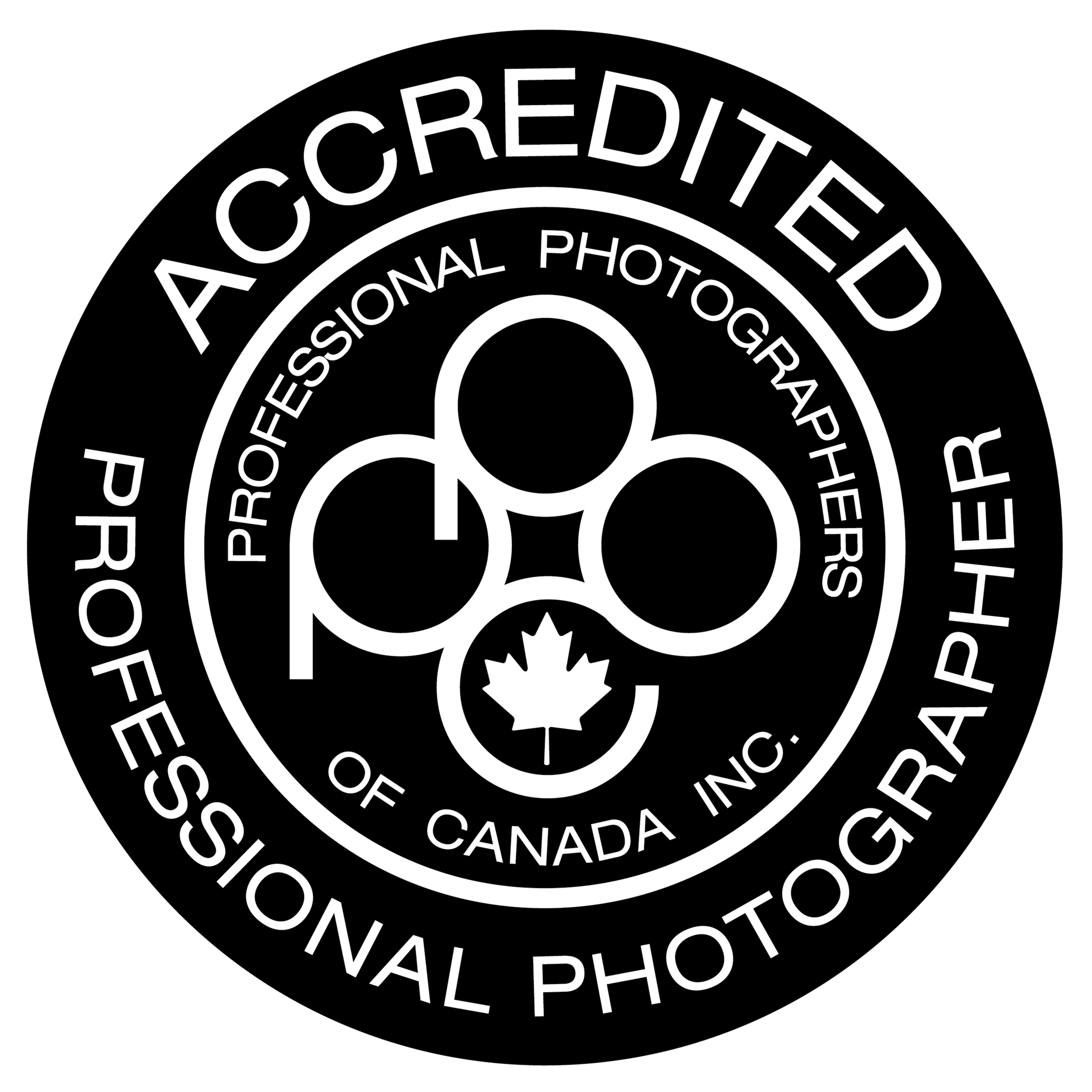 Accreditation badge from the Professional Photographers of Canada.